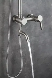 Душевая стойка Vexorus Classic S8021.SS полированная сталь